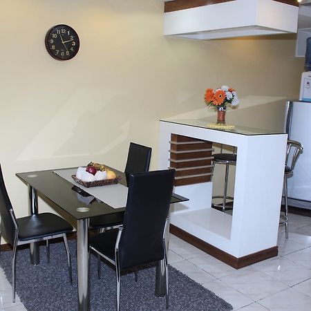 Manila Bay Serviced Apartments Екстериор снимка