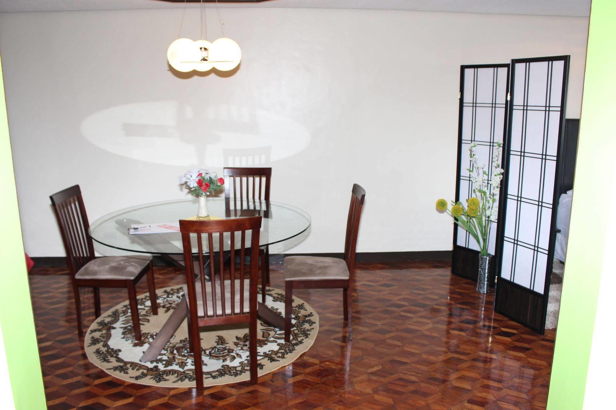Manila Bay Serviced Apartments Екстериор снимка