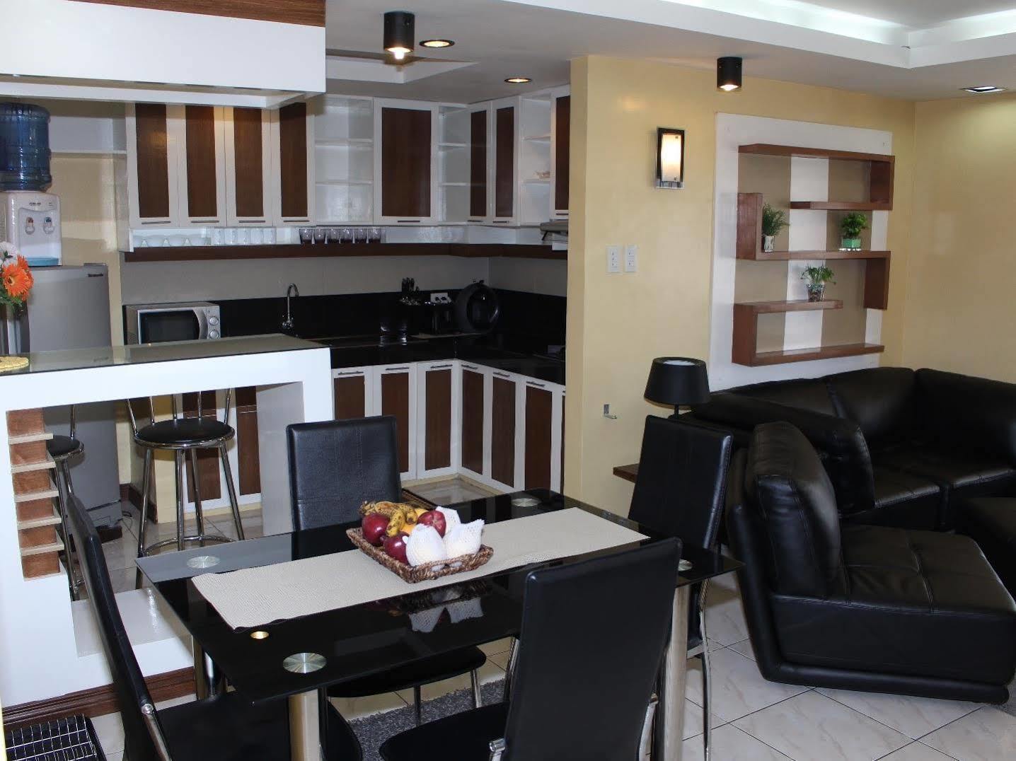 Manila Bay Serviced Apartments Екстериор снимка